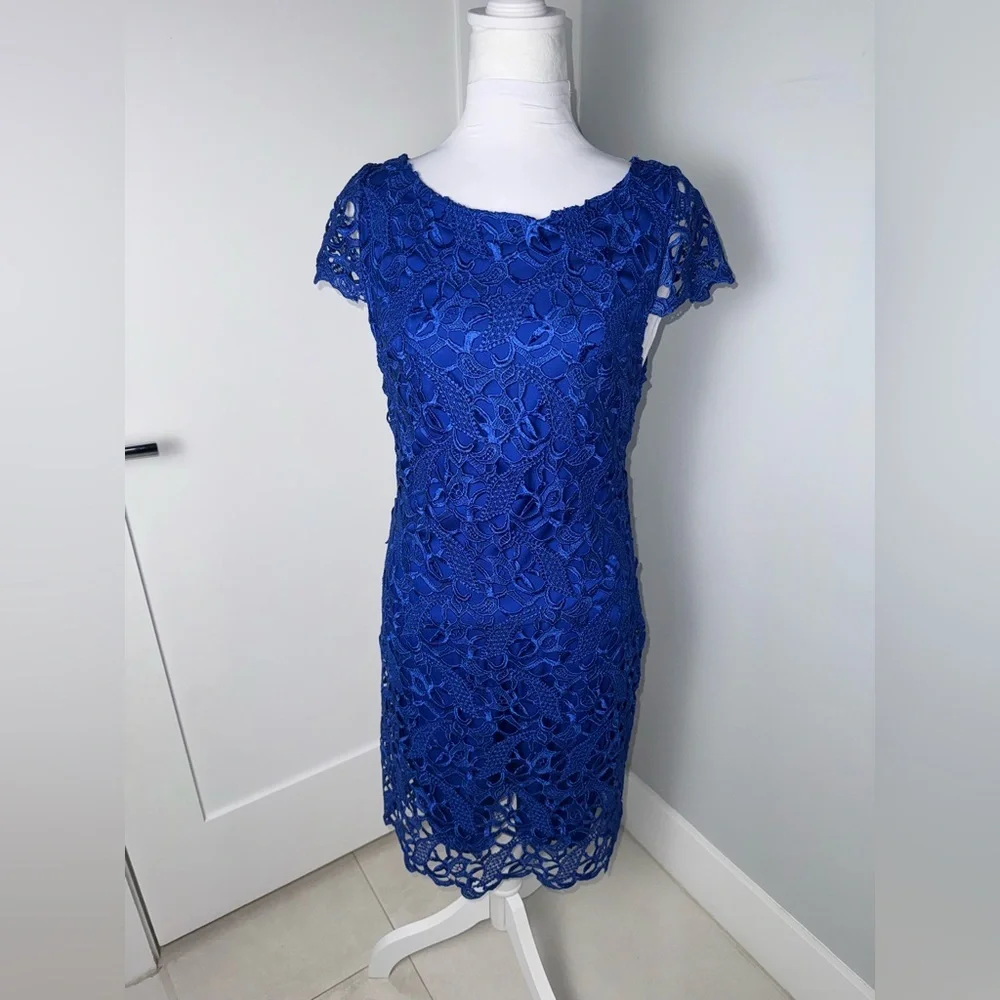 Alice + Olivia Clover Lace Backless Guipure Dress Bodycon in Cobalt Blue/ US 2-4 - Picture 2 of 9